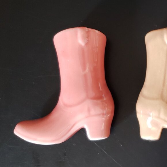 NEW Ceramic Cowboy Boots w Matches Holder Ceramic Box Striker Pink Tan Smokers - Picture 11 of 14